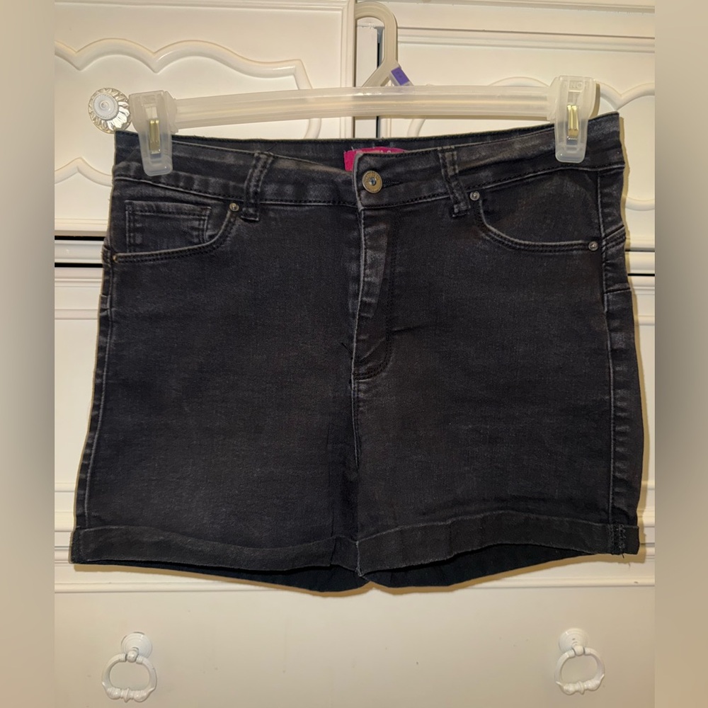 Women’s black shorts